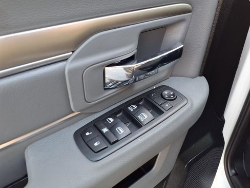 Used 2019 RAM 1500 Classic Warlock w/ Electronics Group image 18