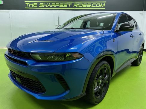 Used 2024 Dodge Hornet R/T w/ R/T Blacktop Package AWD/4WD image 5