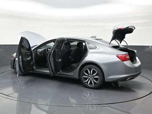 Used 2024 Chevrolet Malibu RS FWD image 31