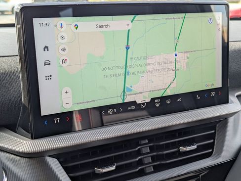 New 2026 Ford Explorer ST-Line w/ ST-Line Street Pack image 8