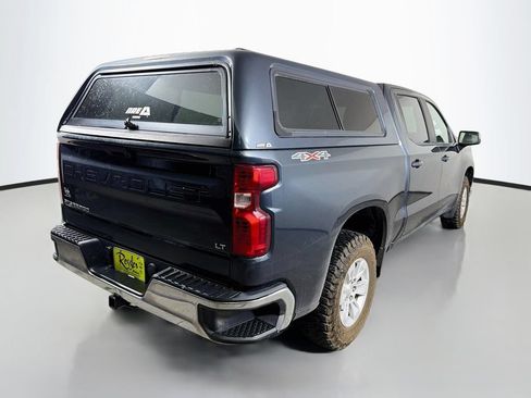 Used 2020 Chevrolet Silverado 1500 LT AWD/4WD image 6