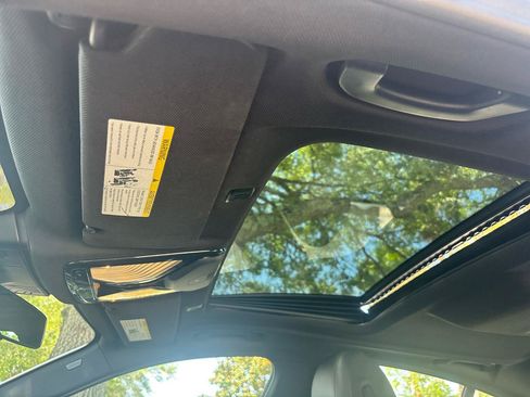 Used 2019 BMW 530i RWD image 19