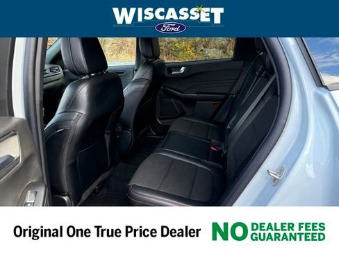 Used 2025 Ford Escape ST-Line w/ Tech Pack #1 image 5