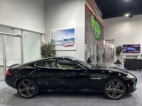 Used 2013 Jaguar XK Coupe RWD image 25