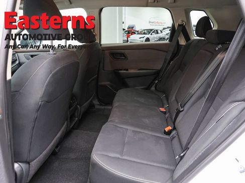 Used 2023 Nissan Rogue S AWD/4WD image 22