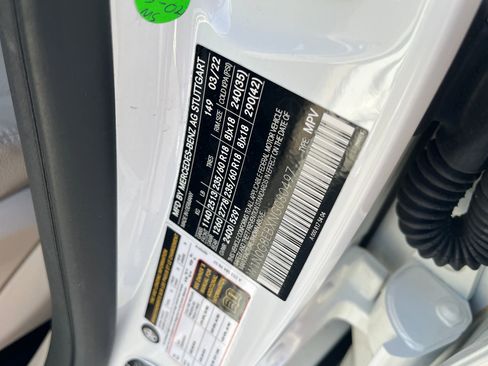 Used 2022 Mercedes-Benz GLC 300 4MATIC w/ Premium Package Lite image 30