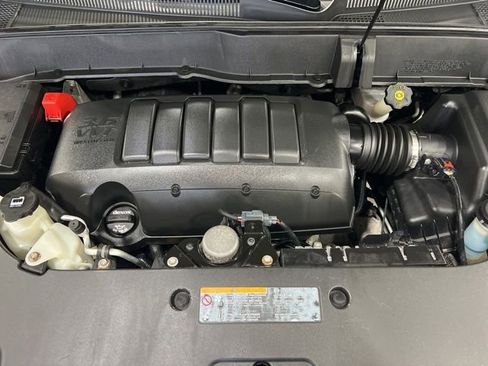 Used 2017 Chevrolet Traverse LT w/ LPO, 'HIT The Road' Package image 15