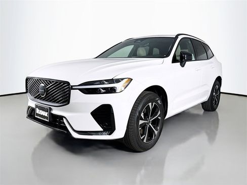 New 2026 Volvo XC60 B5 Core image 3
