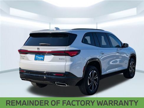 Used 2025 Buick Enclave Sport Touring w/ Power Package FWD image 6