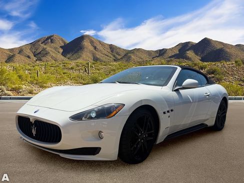 Used 2012 Maserati GranTurismo Sport RWD image 2