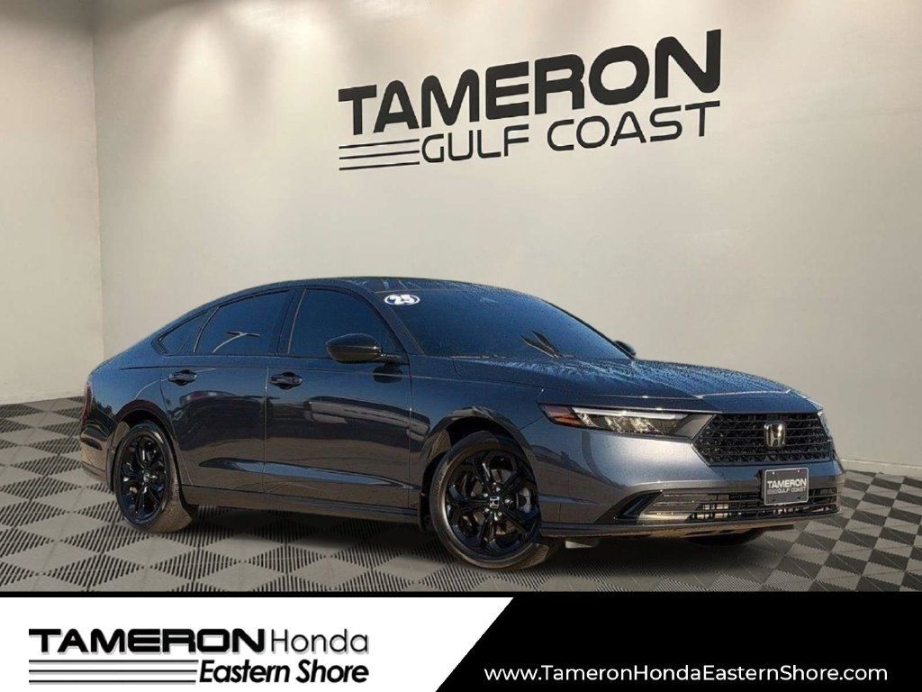 Certified 2025 Honda Accord SE image 1