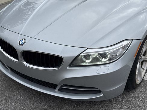 Used 2014 BMW Z4 sDrive28i image 11