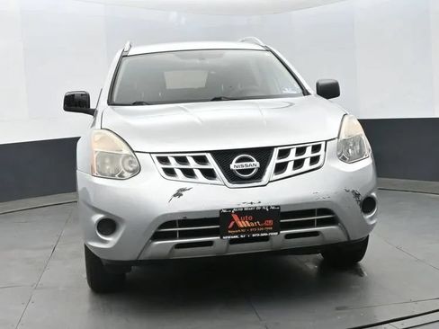 Used 2015 Nissan Rogue S w/ Convenience Package AWD/4WD image 3