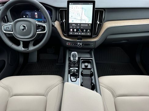 New 2026 Volvo XC60 T8 Plus w/ Protection Package Premier AWD/4WD image 12