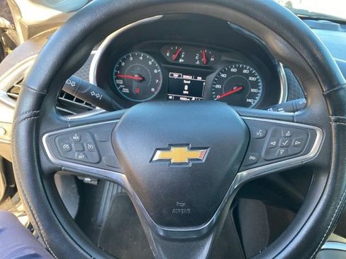 Used 2018 Chevrolet Malibu LT image 21