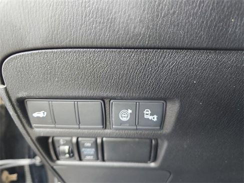 Used 2017 Nissan Armada Platinum w/ Captain Seat Package image 30