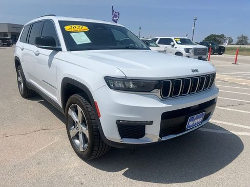 Used 2021 Jeep Grand Cherokee L Limited AWD/4WD image 9