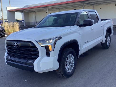 New 2026 Toyota Tundra SR5 image 6