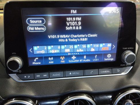 Used 2024 Nissan Sentra SV FWD image 25
