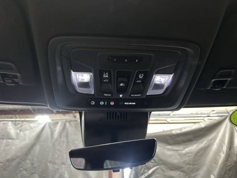 Used 2025 GMC Sierra 1500 Denali Ultimate AWD/4WD image 22