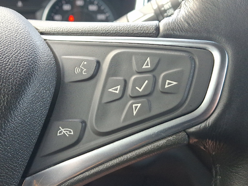 Certified 2019 Chevrolet Equinox LT FWD image 22