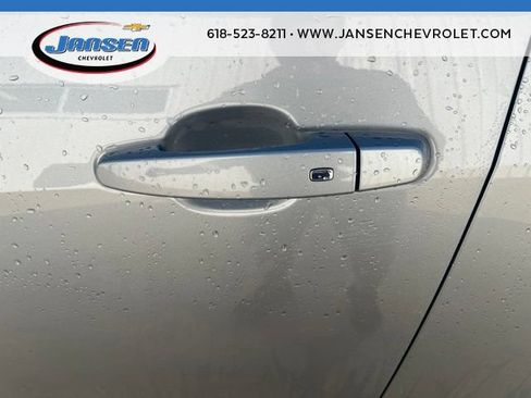 Used 2023 Chevrolet Blazer LT w/ Convenience Package FWD image 9