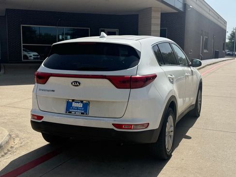 Used 2019 Kia Sportage LX FWD image 6