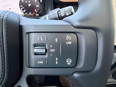 New 2026 Land Rover Defender 110 X AWD/4WD image 20