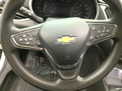 Used 2024 Chevrolet Malibu LT FWD image 15