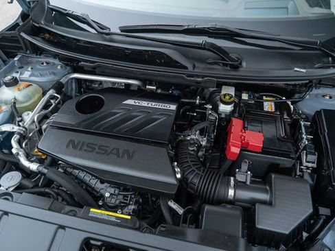 Used 2022 Nissan Rogue Platinum w/ Head-Up Display Package image 40