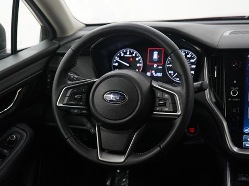 Used 2022 Subaru Outback Premium image 13