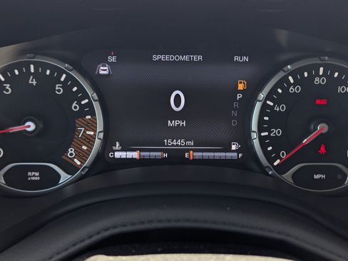 Used 2022 Jeep Renegade Latitude w/ Convenience Group AWD/4WD image 12