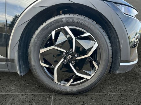 Used 2024 Hyundai Ioniq 5 SEL image 9