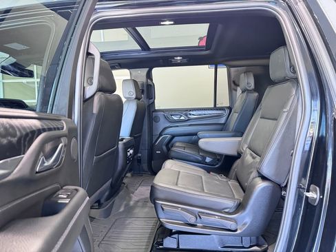 Certified 2024 GMC Yukon XL Denali w/ Max Trailering Package image 10