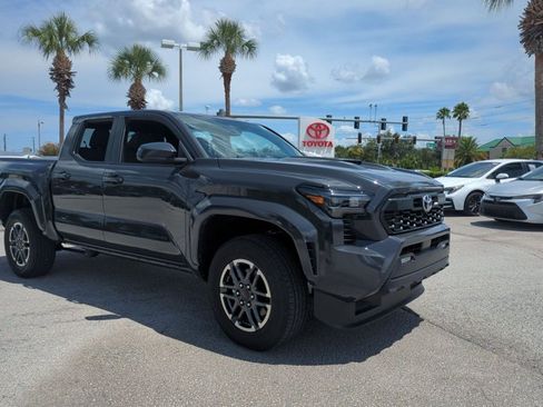 Certified 2025 Toyota Tacoma TRD Sport RWD image 3