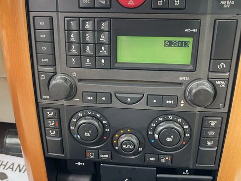 Used 2009 Land Rover LR3 HSE image 15