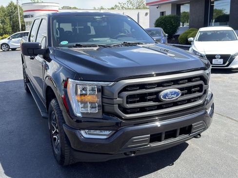 Used 2022 Ford F150 XLT w/ Equipment Group 302A High AWD/4WD image 5