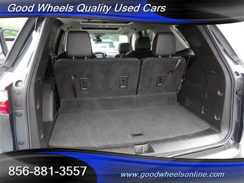 Used 2019 Chevrolet Traverse LT w/ LT Premium Package AWD/4WD image 25
