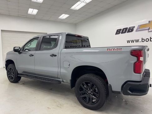 Used 2026 Chevrolet Silverado 1500 LT Trail Boss w/ LT Trail Boss Premium Package AWD/4WD image 7