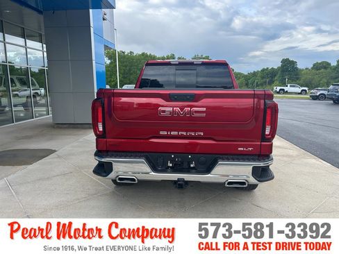 Used 2025 GMC Sierra 1500 SLT w/ SLT Premium Package AWD/4WD image 5