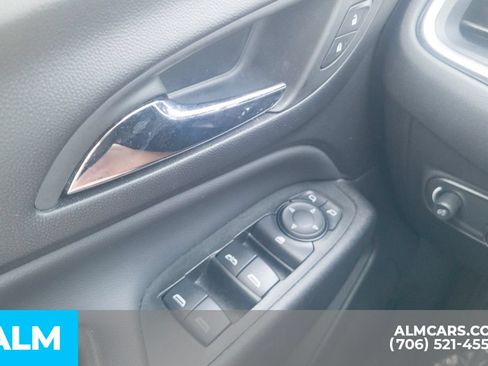 Used 2024 Chevrolet Equinox LT FWD image 33