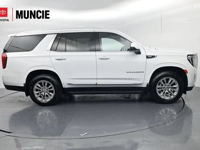 Used 2022 GMC Yukon SLT w/ SLT Premium Package