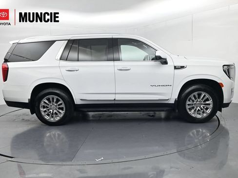 Used 2022 GMC Yukon SLT w/ SLT Premium Package AWD/4WD image 1
