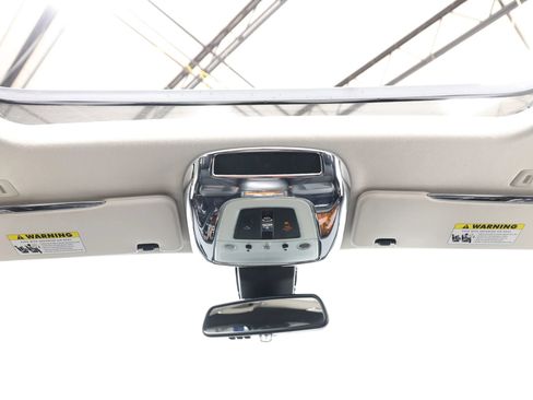 Used 2013 Rolls-Royce Ghost RWD image 50