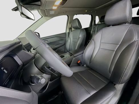 Used 2024 Nissan Rogue SL w/ SL Premium Package FWD image 11