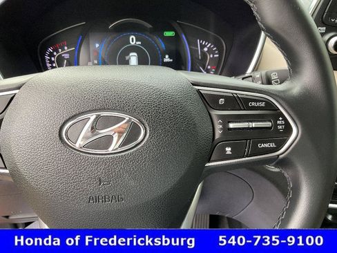 Used 2019 Hyundai Santa Fe Limited AWD/4WD image 33