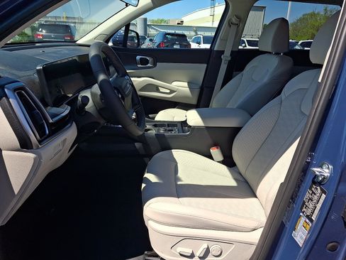 New 2026 Kia Sorento S w/ S Panoramic Sunroof Package AWD/4WD image 9