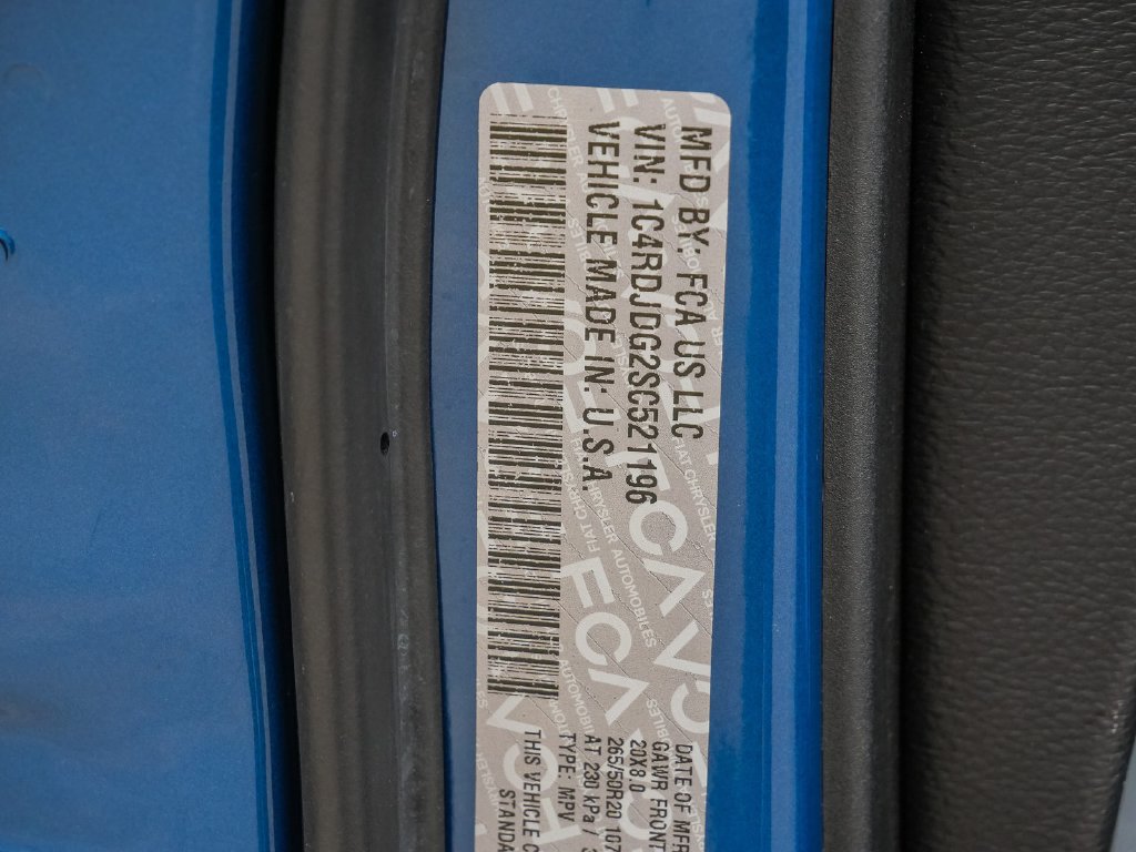 Used 2025 Dodge Durango GT AWD/4WD image 44