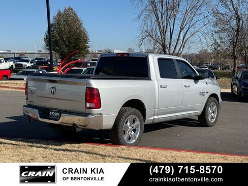 Used 2019 RAM 1500 Big Horn image 8