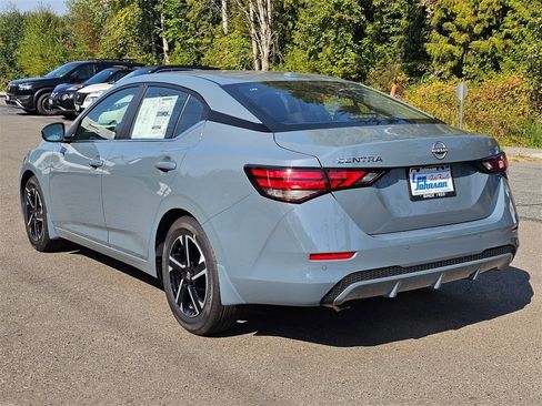 New 2025 Nissan Sentra SV image 7